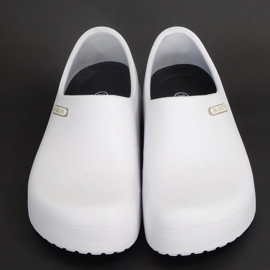 UC ZAPATOS BASICO CON HEBILLA Y SUELA NEGRA S036